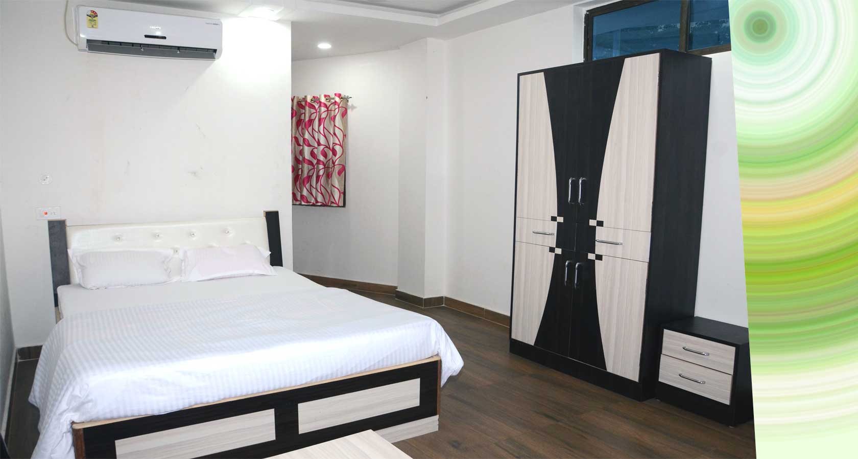 Pyara Palace Offers